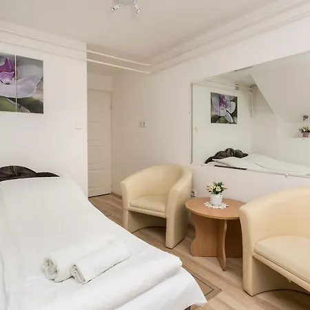 Bed & Breakfast Anna Vendeghaz 2*