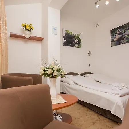 Anna Vendeghaz Bed & Breakfast 2*